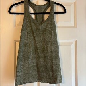 Lululemon Swiftly Tank Top Race Length